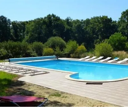 Chateau Du Perray بيت للعطل