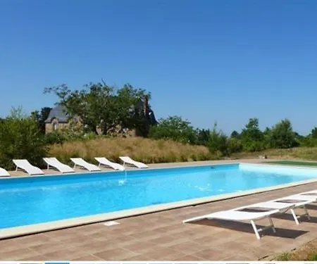 Chateau Du Perray بيت للعطل