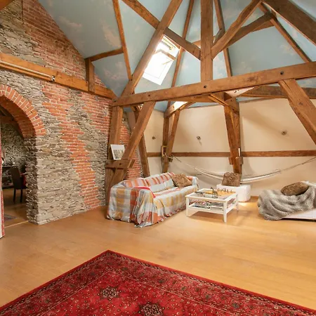 Chateau Du Perray بيت للعطل