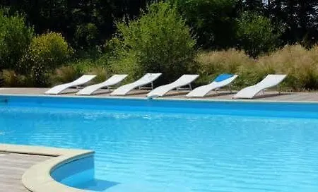 بيت للعطل Chateau Du Perray *